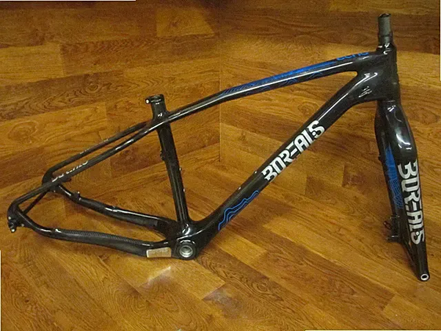 BOREALIS ECHO SUPER FAT BIKE FULL CARBON FRAME SET MEDIUM