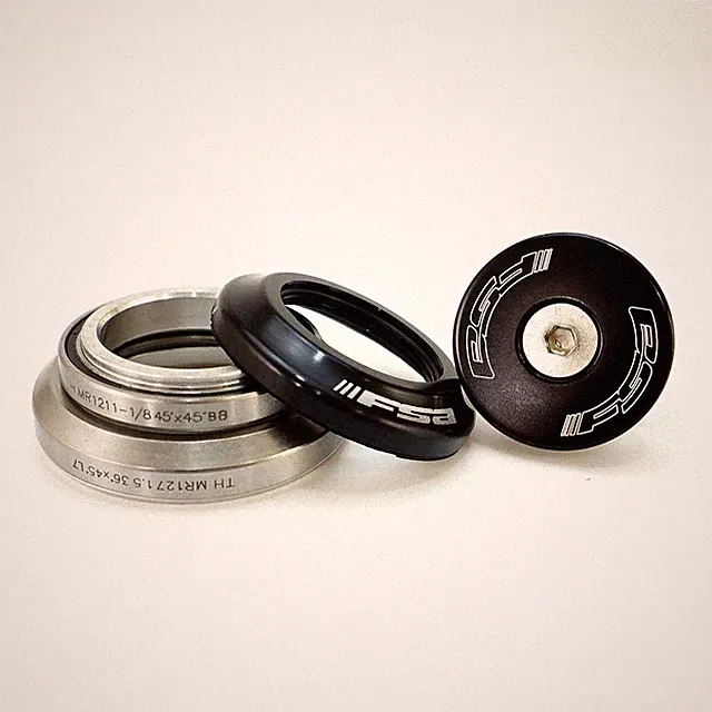 FSA Orbit C-40-ACB 1.5 Headset (No.42/ACB) IS42 / IS52 Tapered Integrate Headset