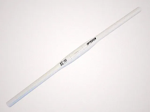 FSA XC 180 MTB Flat Handlebar 31.8mm 600mm 0mm Rise Alloy White
